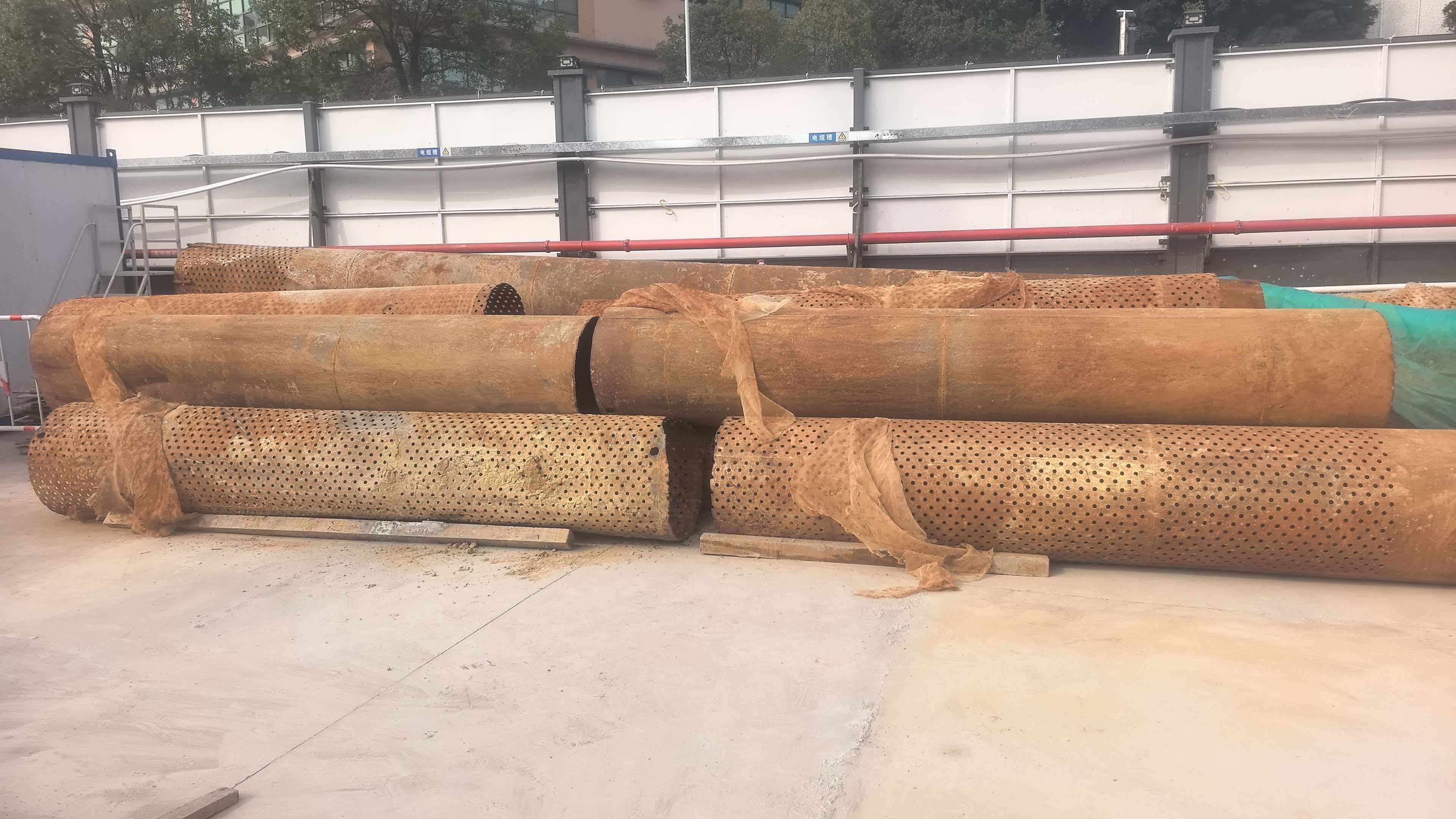 废旧钢材料一批